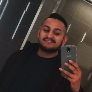 Meet your Posher, Abe